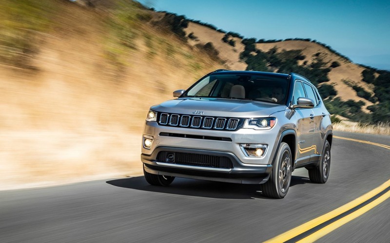 Πάτησαν Ελλάδα τα πρώτα Jeep Compass