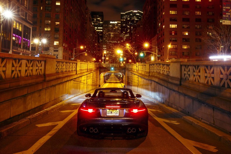 O… τρομακτικός ήχος της Jaguar F-Type SVR (video)