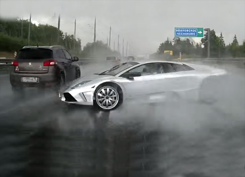 Τρομακτικό ατύχημα με Lamborghini (video)