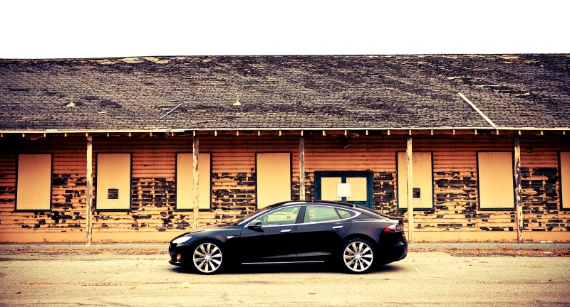 Tesla Model S από 500 $ το μήνα