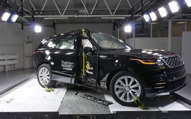 Ασφάλεια 5 αστέρων για το νέο Range Rover (vid)