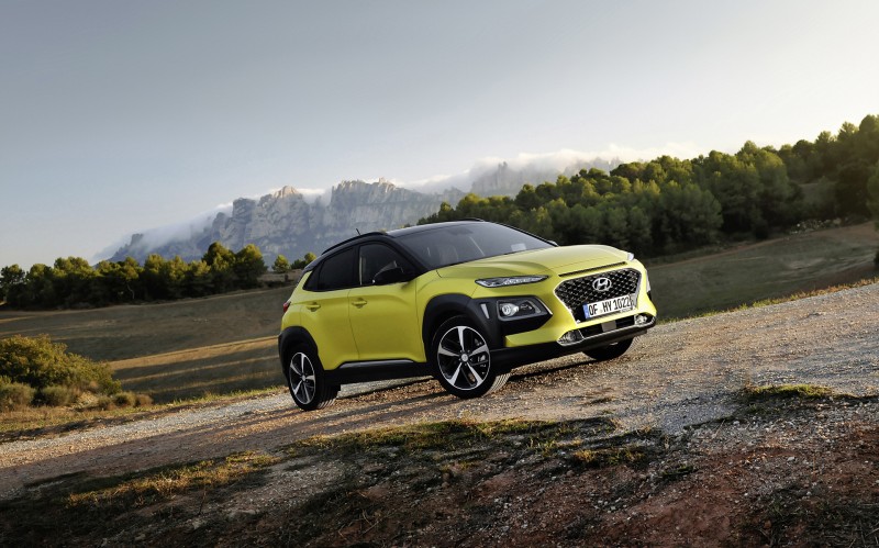 To SUV της Hyundai σκαρφαλώνει σε 10 ηφαίστεια