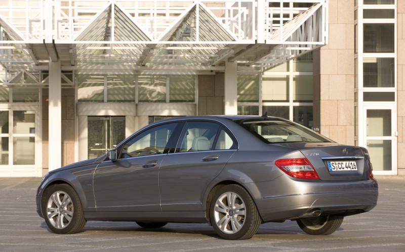 Bonus έως 10.000 ευρώ από την Mercedes-Benz για αντικατάσταση παλιών diesel