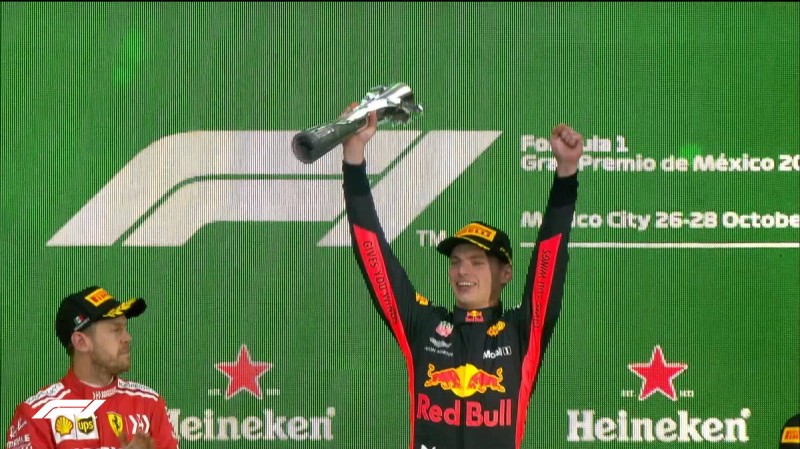 F1: Νίκησε ο Verstappen, πρωταθλητής ο Hamilton