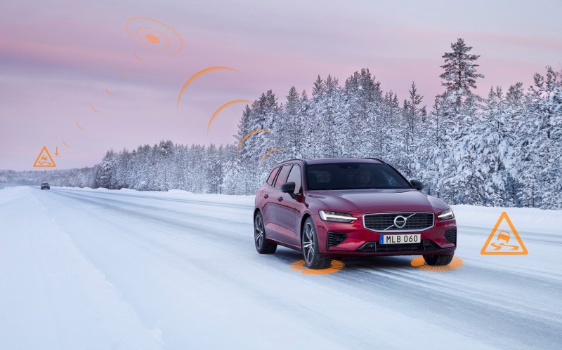 Volvo: Όλα τα μοντέλα θα επικοινωνούν διαρκώς μεταξύ τους