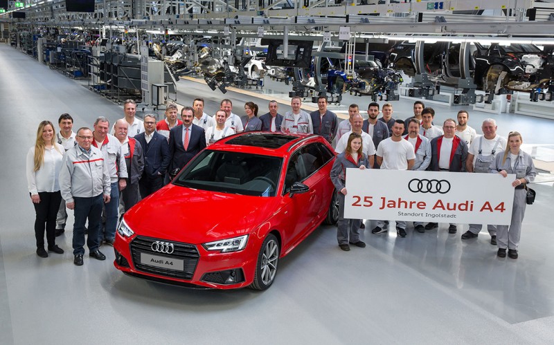 Audi A4: Το πιο επιτυχημένο σύχρονο μοντέλο της μάρκας γιορτάζει 25 χρόνια ζωής