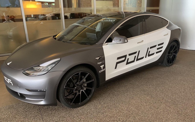 Περιπολικό πρωτότυπο Tesla Model 3