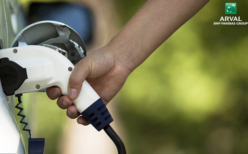 Μπροστά στην ηλεκτροκίνηση η Arval