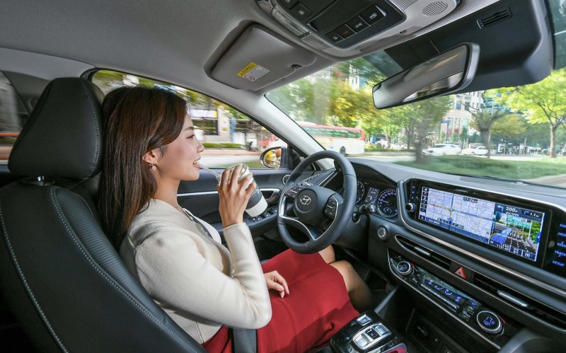 Έξυπνο cruise control που μαθαίνει ετοιμάζει η Hyundai