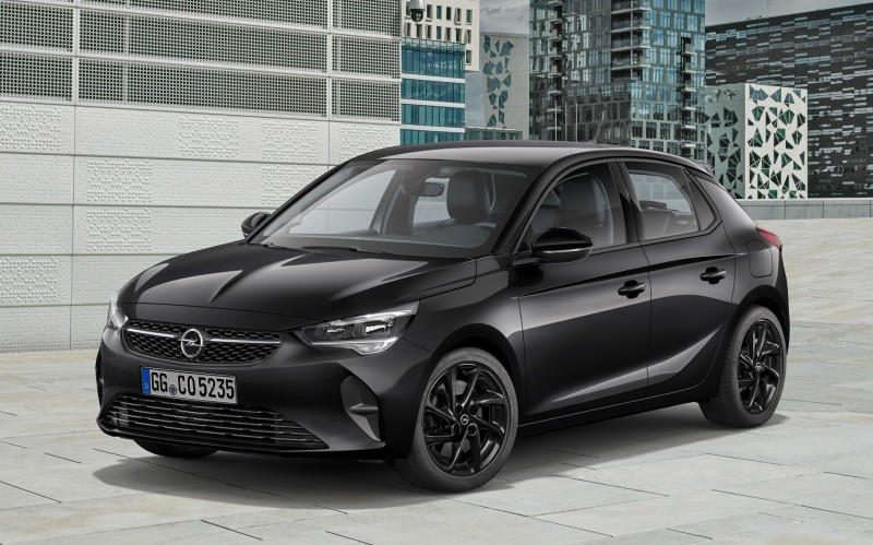 Μαύρο και κακό το νέο Opel Corsa