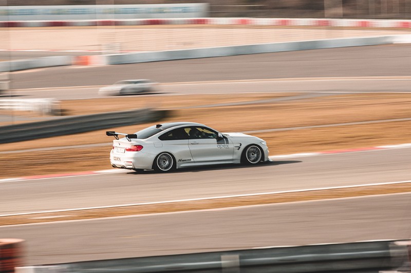 Ο Kubica τέρμα γκάζι με μία BMW M4 στο Nurburgring! (video)