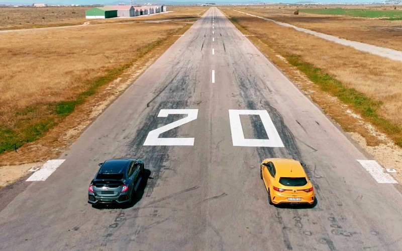 Κόντρα: Honda Civic Type R Vs Megane R.S. 300 Trophy (video)