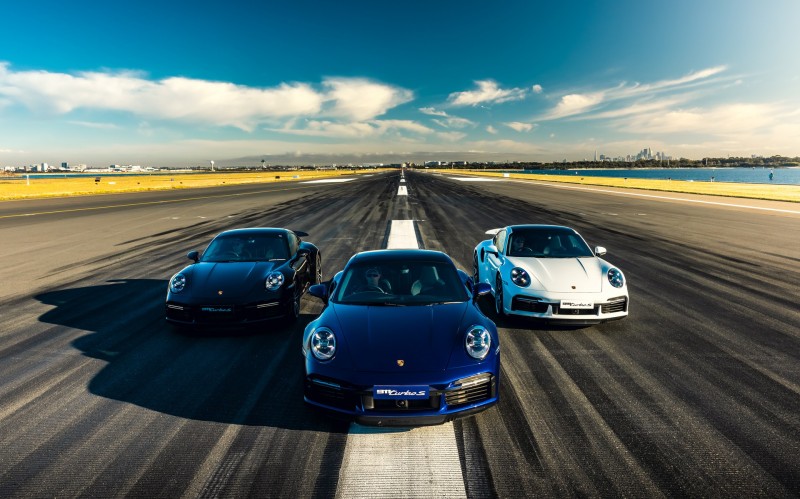 H 911 Turbo S κάνει κατάληψη στον αεροδιάδρομο του Σίδνεϋ (video)