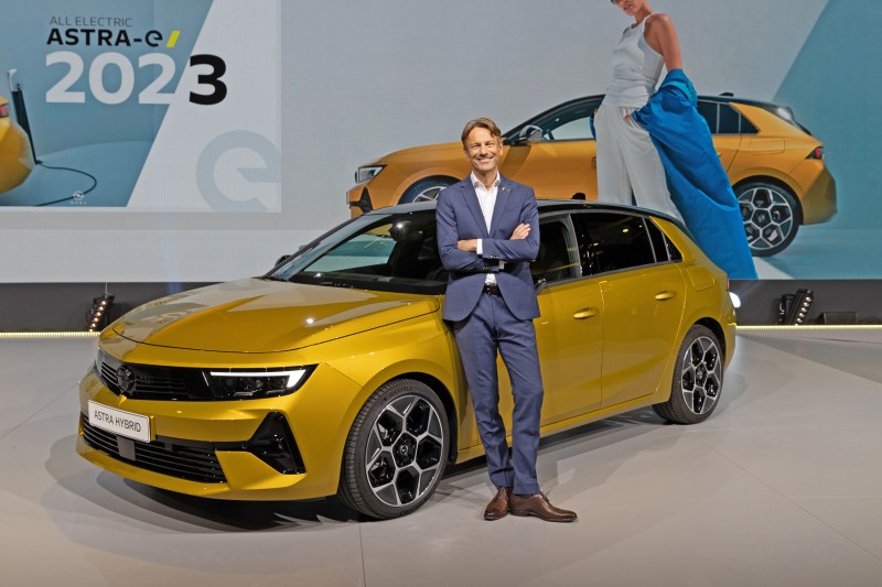 Και αμιγώς ηλεκτροκίνητο το Opel Astra από το 2023