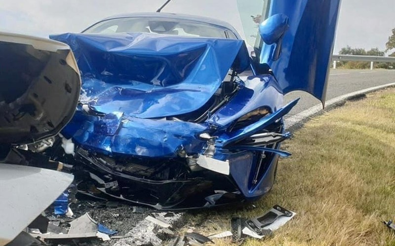 Τράκαρε την πανίσχυρη McLaren των 680 ίππων (video)