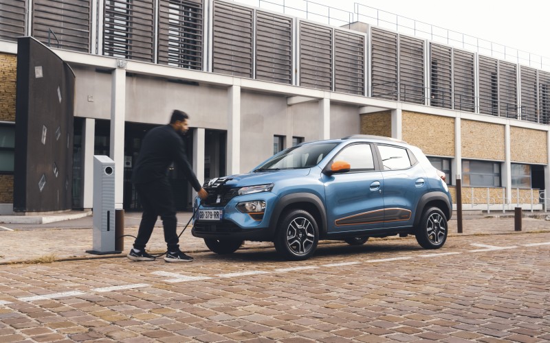 Οι παραγγελίες για το ηλεκτρικό Dacia Spring έχουν φθάσει ήδη τις 40.000