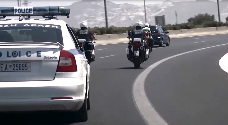 Έλεγχοι και μπλόκα παντού από την Ελληνική Αστυνομία μέσα στις γιορτές