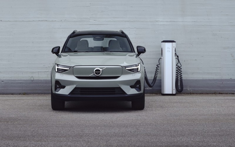H Volvo θέλει τα ηλεκτρικά μοντέλα της να φορτίζουν σε 5 λεπτά
