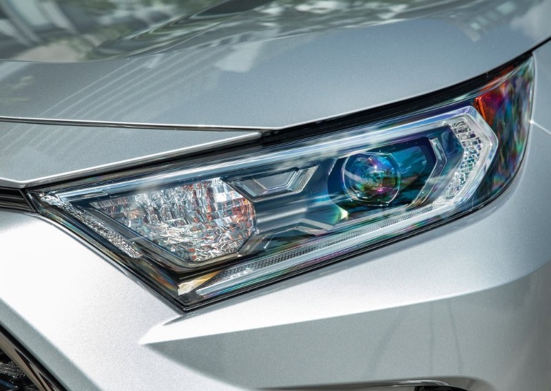Οικογενειακό SUV με πορτμπαγκάζ 580 lt, 175 ίππους και τιμή κάτω από 27.000 € - Ποιο είναι;