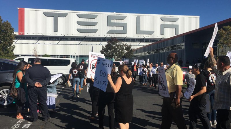 Διώχνει κόσμο η Tesla
