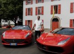Τι κάνει ο Kobe Bryant στη βάση της Ferrari;