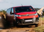 Citroen Jumpy στρίβει με τις πόρτες (video)