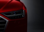 Τo Audi A8 κάνει το μποτιλιάρισμα… παιχνιδάκι (video)