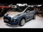 Νέο Peugeot 3008 Crossover HYBrid4