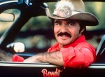 Burt Reynolds: Έζησε και οδήγησε στα άκρα (vid)