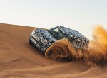 Ο Ερυθρός Σταυρός δοκιμάζει το νέο Land Rover Defender (video)