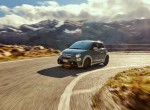 H Abarth γιορτάζει τα 70 της χρόνια παίρνοντας τους δρόμους με το 695 70° Anniversario