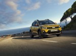 Το No1 αυτοκίνητο της Dacia έγινε υβριδικό