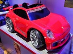 Μια Porsche 911 GT3 για… πιτσιρίκια!