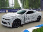 Δημοσιογράφος τράκαρε τη νέα Chevrolet Camaro (VIDEO)