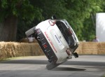 Ρεκόρ σημείωσε κασκαντέρ με Juke NISMO RS (VIDEO)