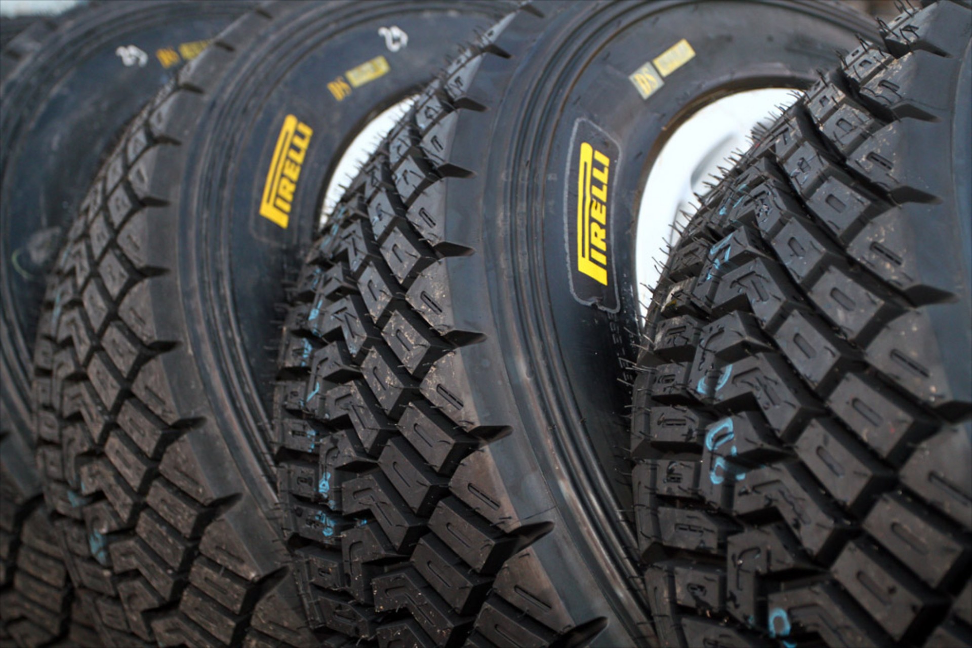 Επιστρέφει η Pirelli στο WRC το 2014

