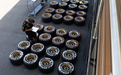 Ο Ecclestone βάζει τελεία στα σενάρια Michelin