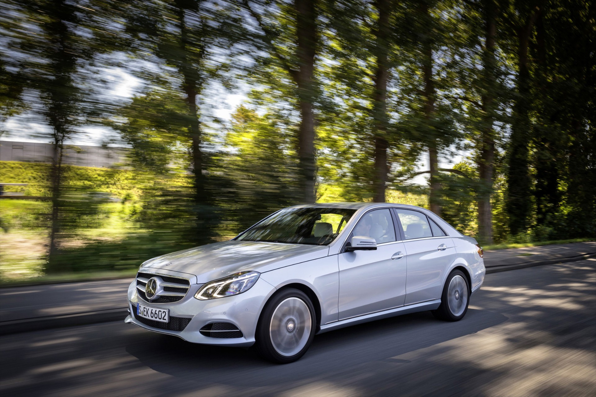 Νέα Mercedes E-Class 1.6 turbo