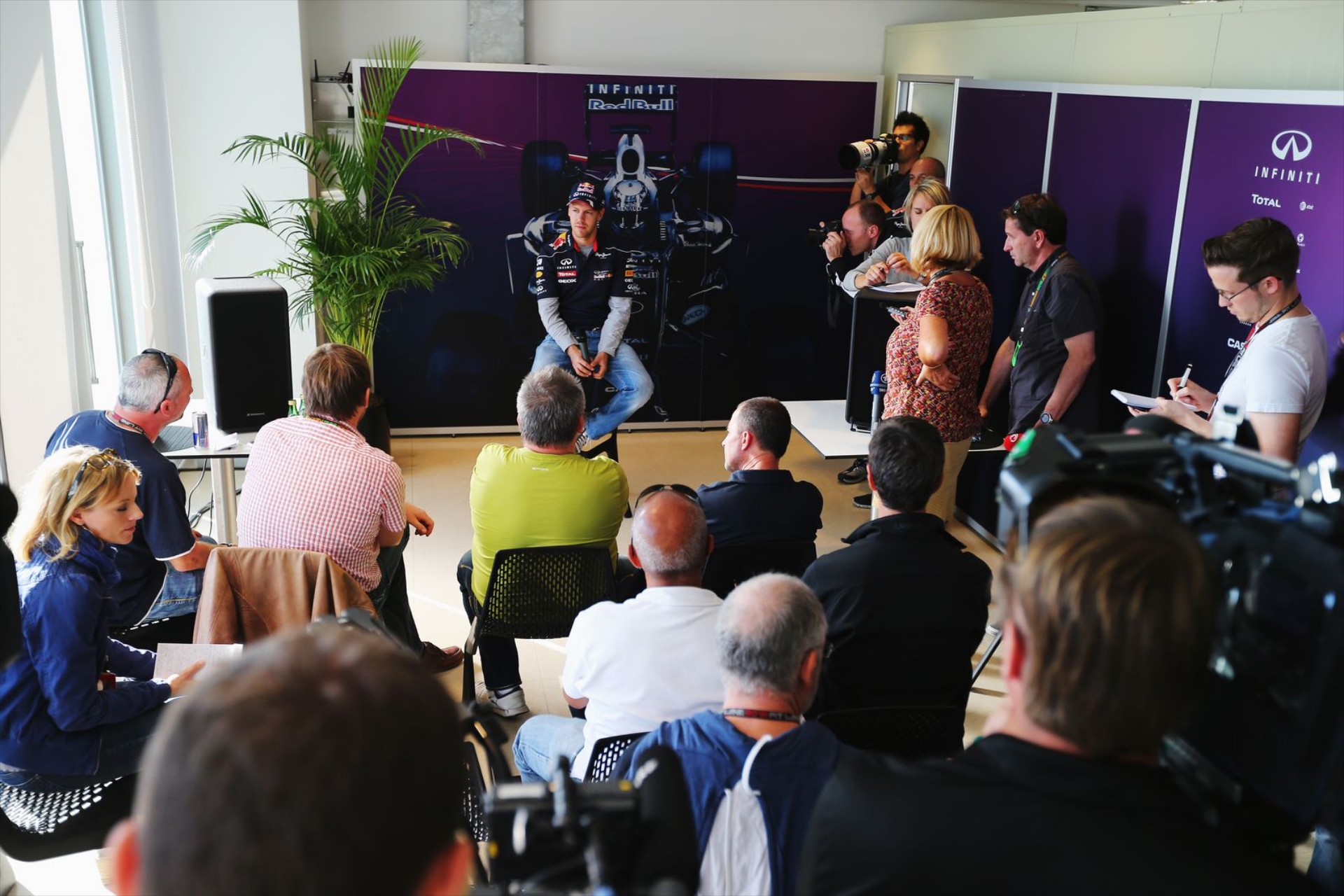 Κλέβει η Red Bull Racing;