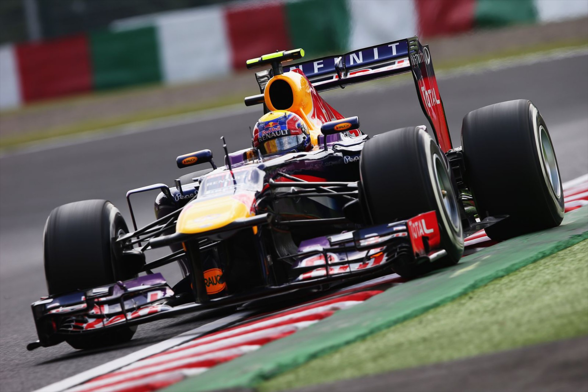 Ο Webber για πρώτη φορά φέτος στην pole position