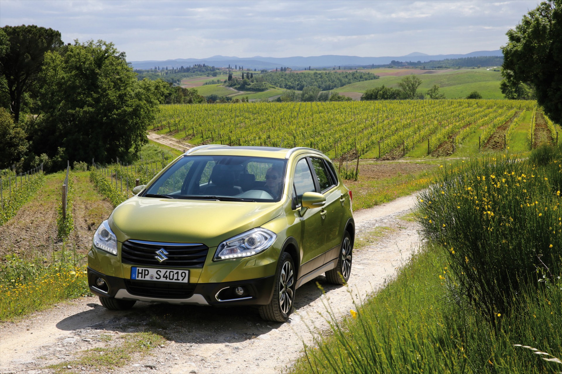Από 16.870 ευρώ το νέο Suzuki SX4 S-Cross