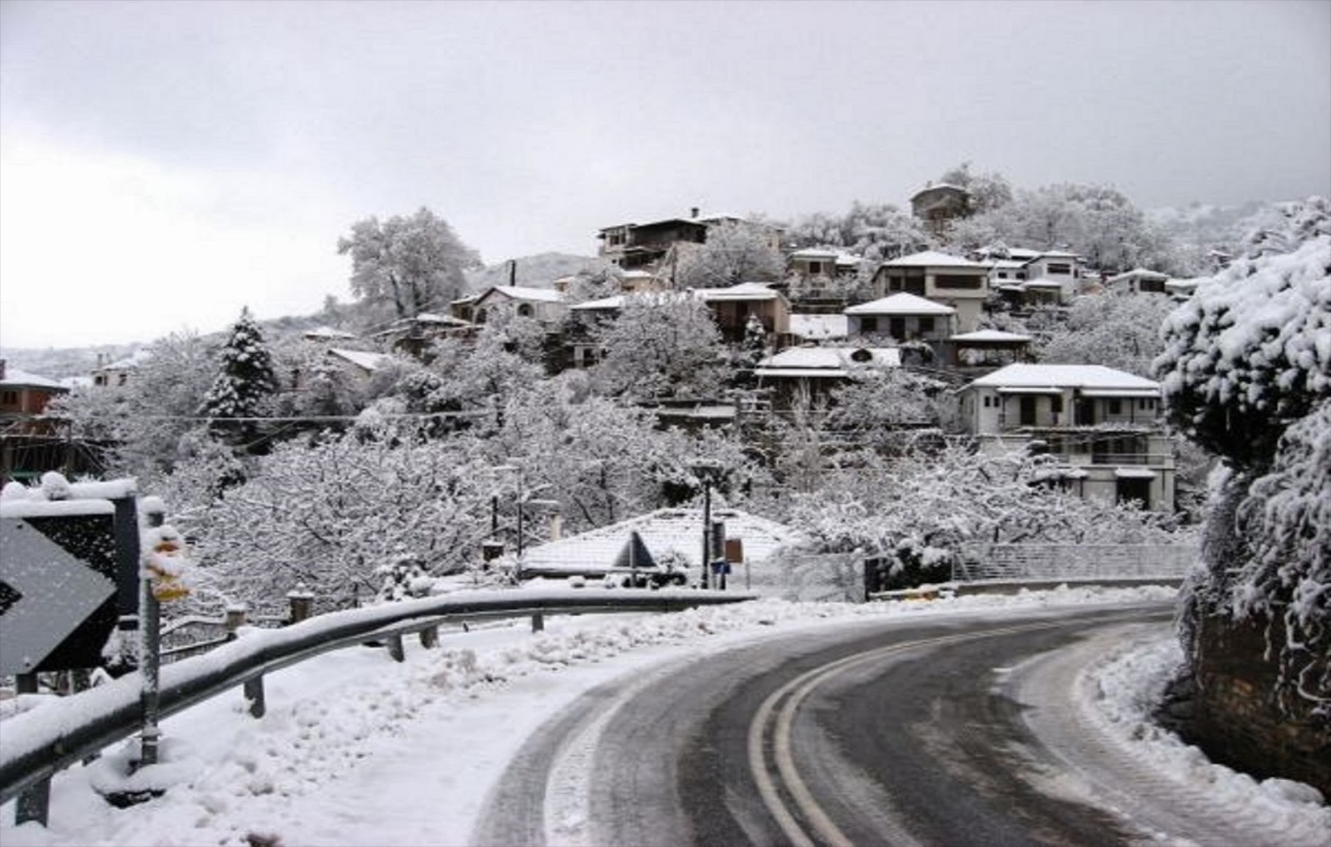 Update22/12/2013: Που χρειάζονται αντιολισθητικές αλυσίδες:

