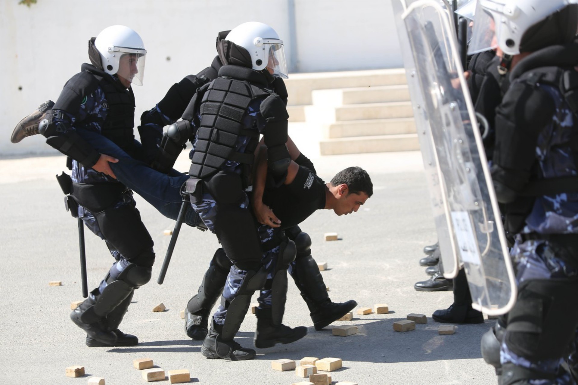Τροχονόμοι θα ελέγχουν για φοροοφειλέτες