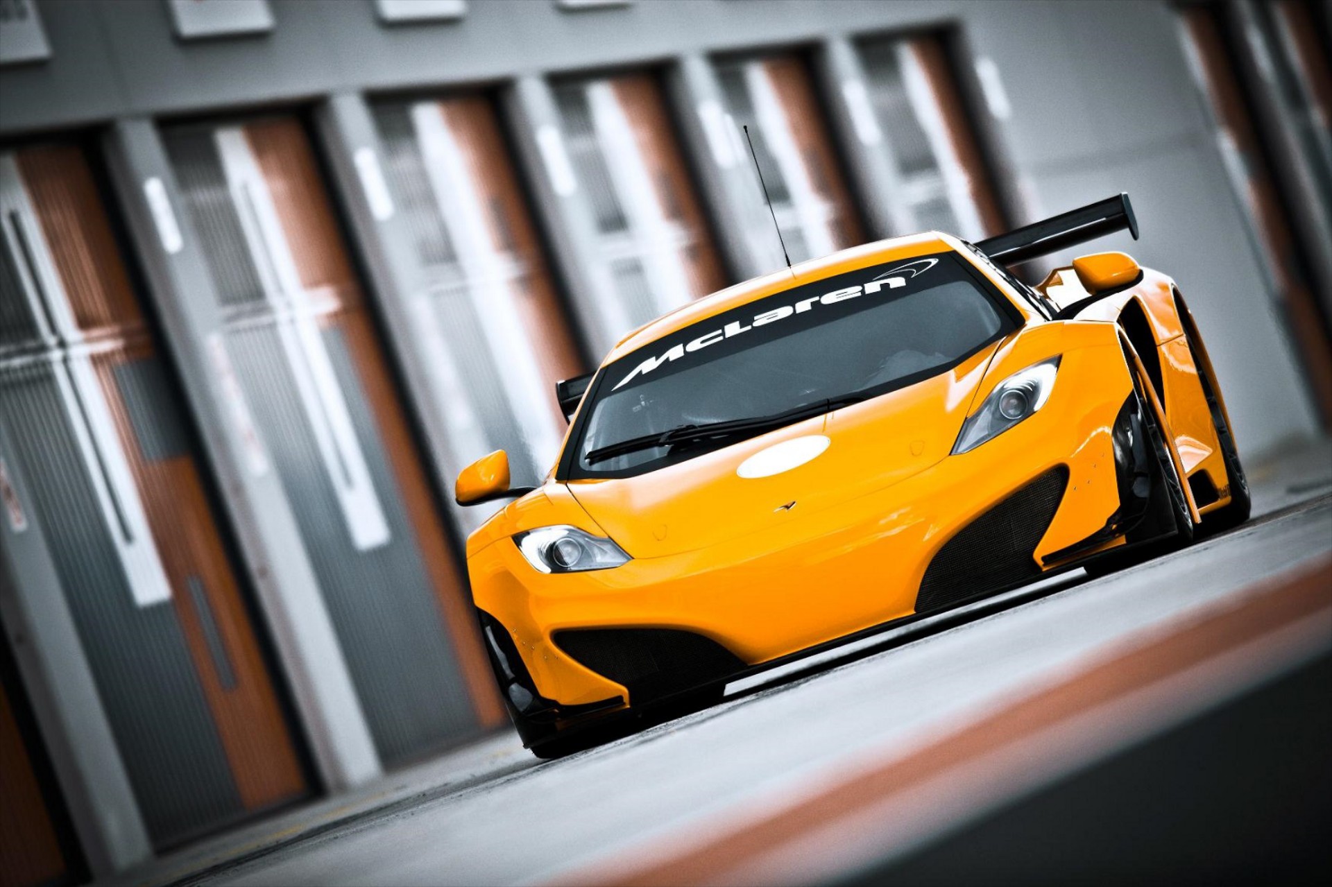 H McLaren 12C GT3 στο Bathurst