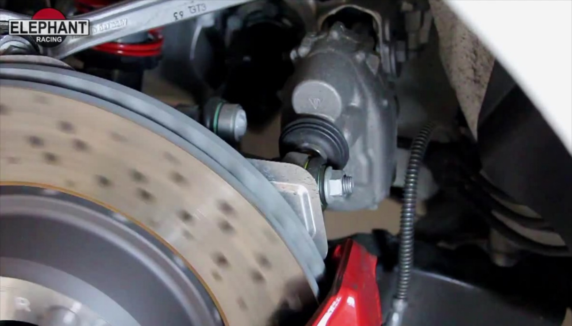 Video: Έτσι στρίβουν οι πίσω τροχοί της 911 GT3
