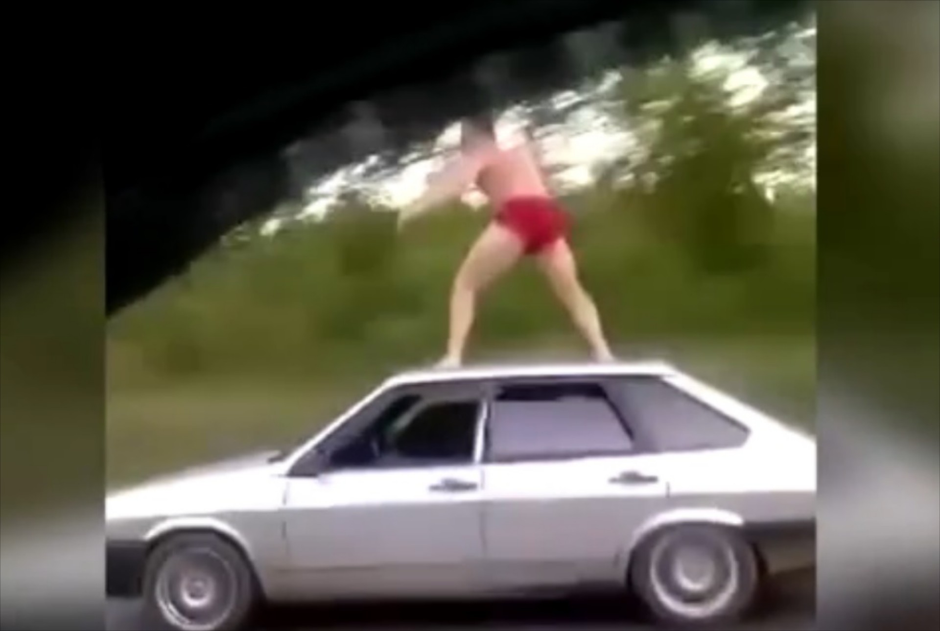 VIDEO: Και όμως είναι ο οδηγός!