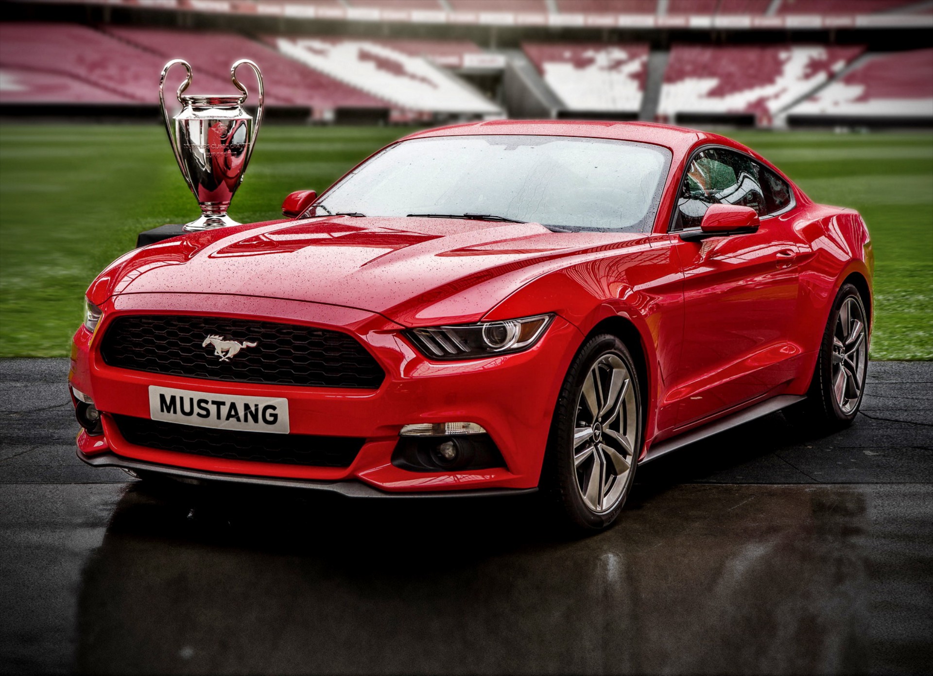 Mustang: Γκολ στον τελικό του Champions League
