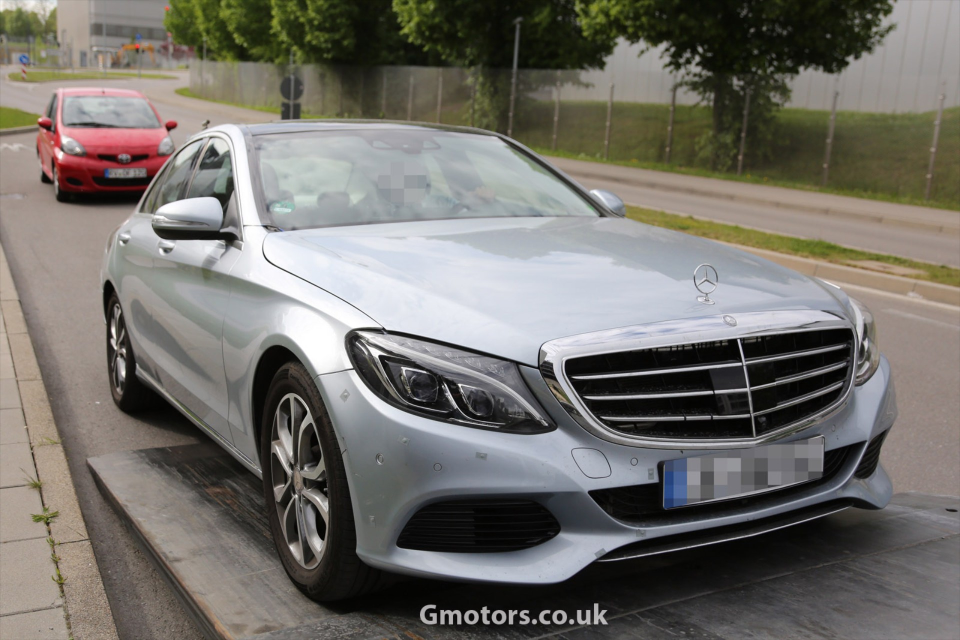 Έρχεται υβριδική Mercedes-Benz C-Class
