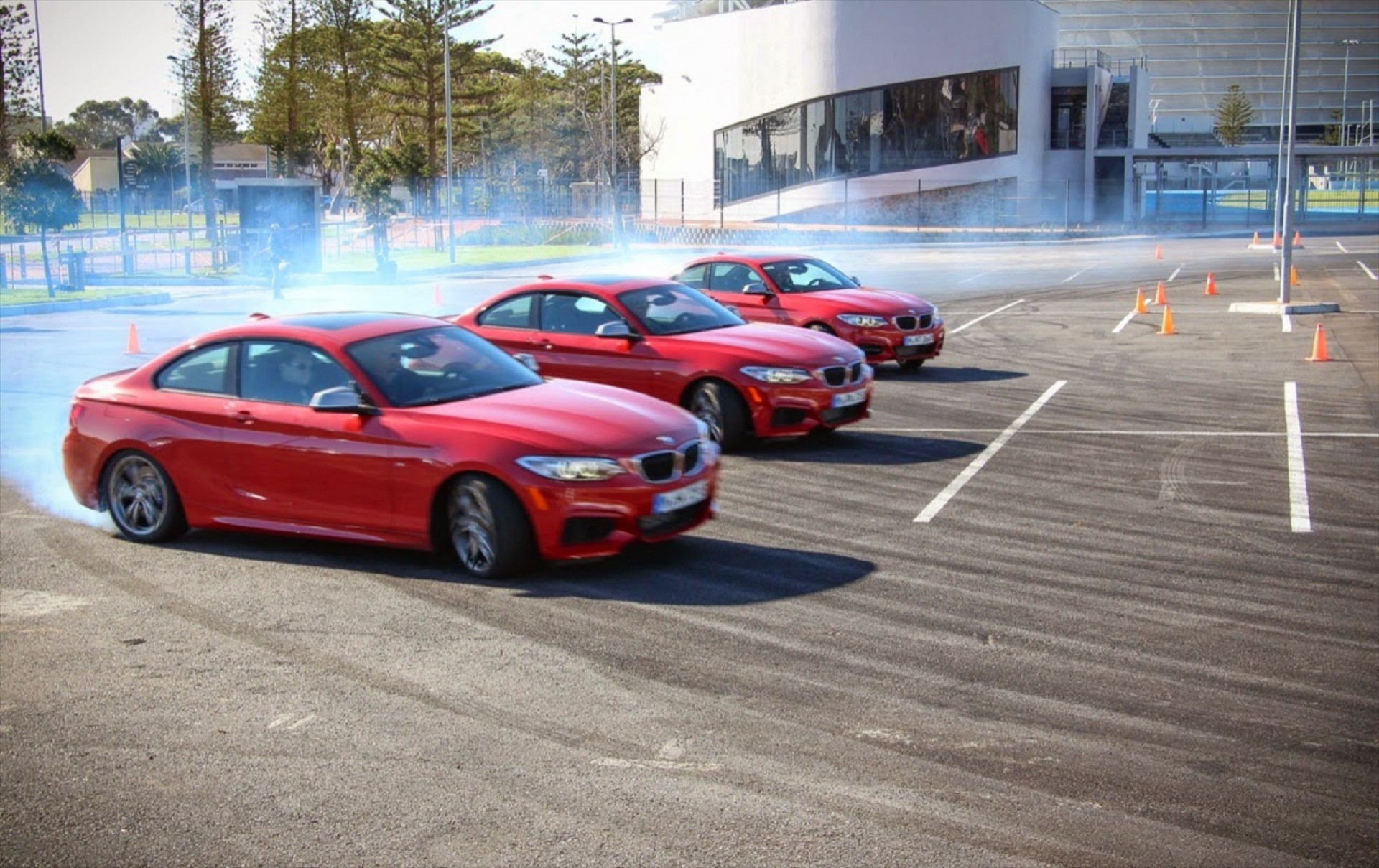 Video: BMW M235i Drift Mob