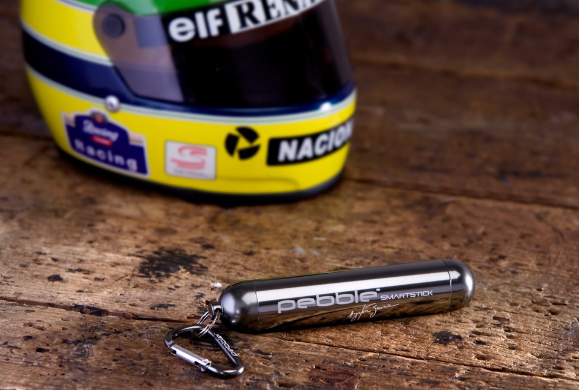 Pebble Smartstick με υπογραφή 

